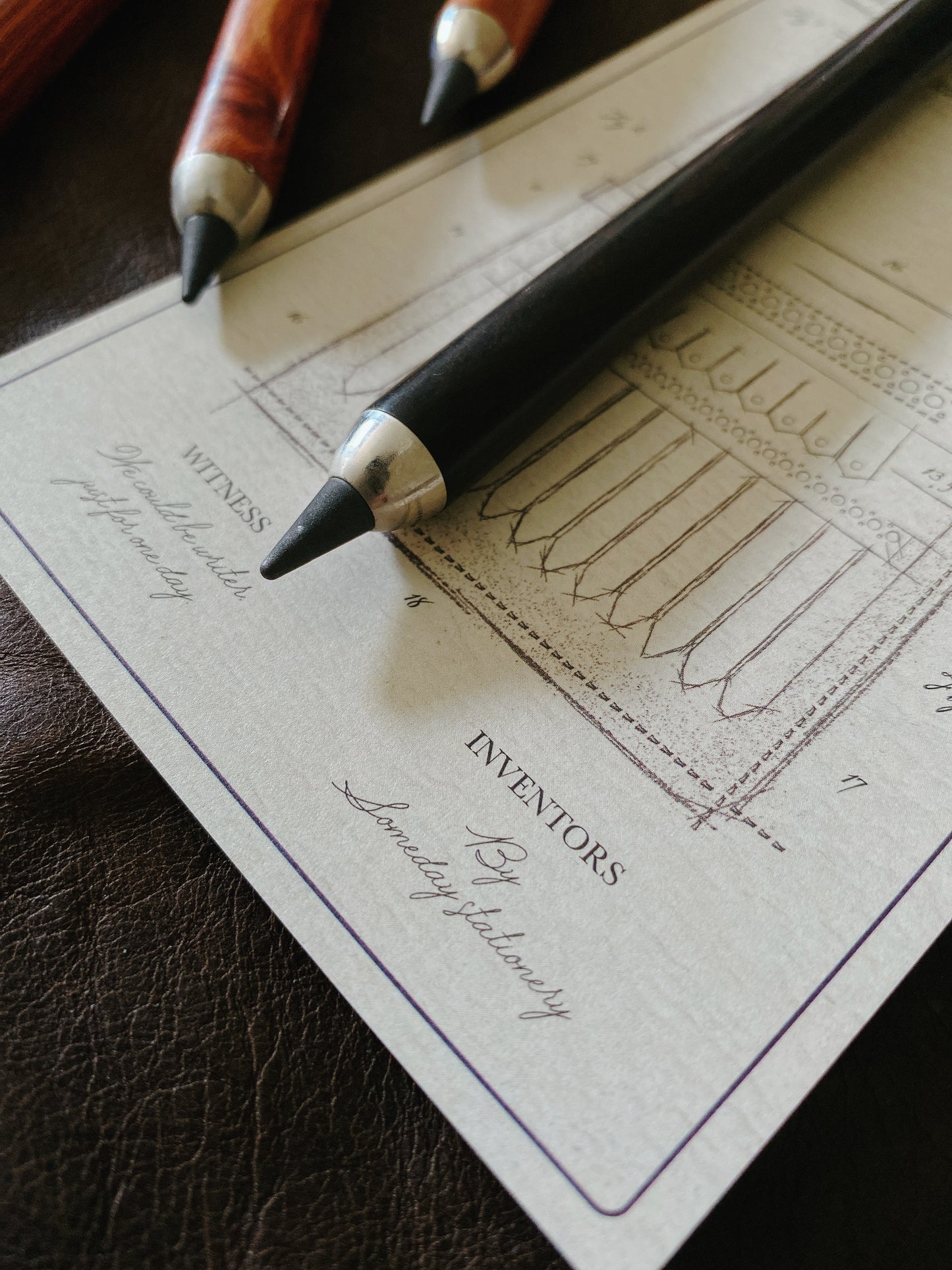 Artisan Endless Pencil [DARKNIGHT WOOD] 原木工匠 ; 無盡的鉛筆 不斷墨鉛筆-黑壇木